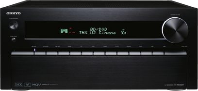 Onkyo TX-NR5009 sort home cinema-forstærker set forfra, blåt display, sølvfarvede knapper og drejeknapper