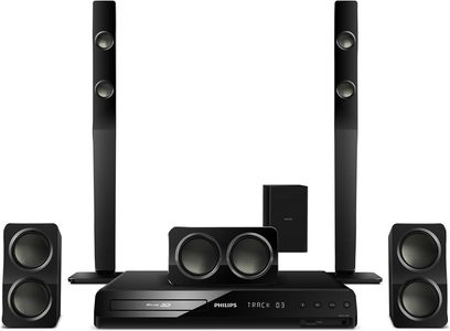 Philips HTS3583 sort hjemmebiografsystem med Blu-ray-afspiller, 2 højttalertårne, 2 kompakte højttalere og basreflekskabinet, set forfra