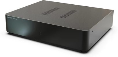 Strømrenser IsoTek V5 ELEKTRA sort, rektangulært kabinet, øverste overflade med 2 ventilationsgitre, perspektivisk synsvinkel