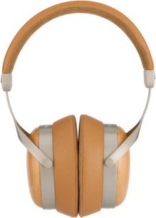 Sivga SV021 PRO hifi-hoofdtelefoon van voren gezien, met camelkleurige hoofdband en oorkussens, oorschelpen met houtnerf en zilverkleurige beugels
