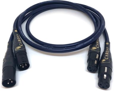 Cardas XLR Crosslink analogt lydkabel 1 m mørkeblå, glat plastkappe, sorte XLR-stik med gylden skrift, han og hun, set ovenfra i let perspektiv