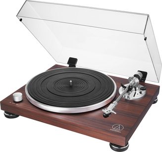 Giradischi in legno Audio Technica AT-LPW50BTRW, con braccio di lettura, piatto nero e coperchio trasparente inclinato