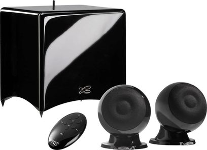 Cabasse Stream 3 2.1 højttalersæt i sort med kubisk subwoofer og 2 sfæriske satellithøjttalere, set forfra