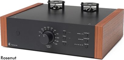 Pro-Ject Tube Box DS2 sort forstærker, frontvisning, 2 drejeknopper, kontakter, udgange, mørkt træhus