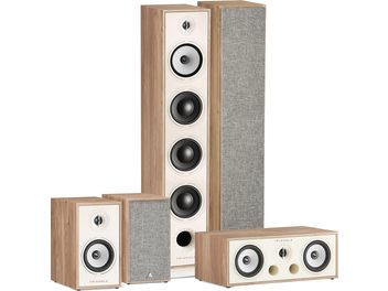 Pack di altoparlanti a colonna Triangle Borea BR09 in rovere chiaro composto da 3 diffusori di diverse dimensioni in legno chiaro con altoparlanti neri