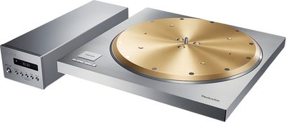 Technics SP-10R pladespiller i børstet sølvfarvet metal, guldfarvet pladetal, separat kontrolboks med display, tre-kvart visning