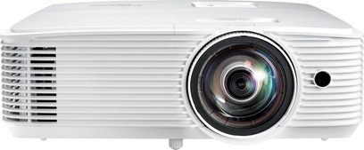 Optoma HD29HST hvid videoprojektor, set forfra, centreret linse med farvet ring, sidehullede ventilationsgitre