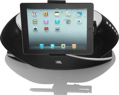 Sort JBL On Beat Xtreme dockingstation, set forfra, med tablet der viser app-ikoner