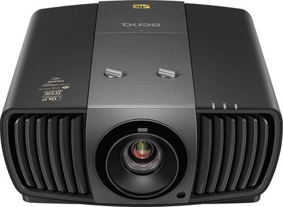 Benq W11000 sort videoprojektor, set forfra, centreret linse, to justeringsknapper øverst, sidegittere til ventilation