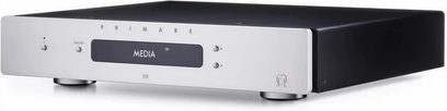 Стерео Hi-Fi підсилювач Primare I15 сріблястий, вигляд спереду, прямокутний форм-фактор, фасад із шліфованого алюмінію, центральний синій дисплей