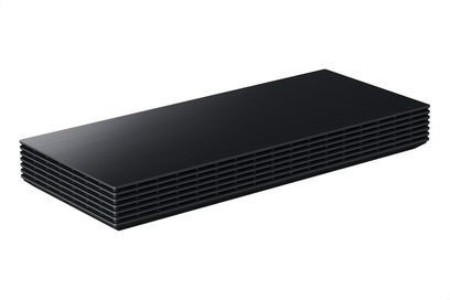 Trasmettitore wireless Samsung Box One Connect 2026 nera rettangolare con sottili griglie in vista a tre quarti