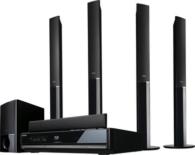 Sort Sony BDV-E800 hjemmebiografsystem bestående af en Blu-ray-afspiller, 5 højttalersøjler og en basrefleksboks