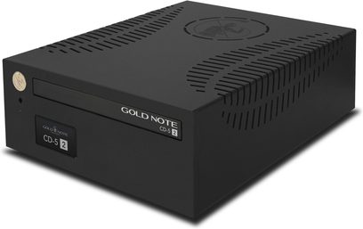 Gold Note CD-5.2 -hifi-CD-soitin mattamustana, kolmen neljäsosan näkymä, pelkistetty etupaneeli ja aukotettu kansi