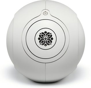 Акустична система DEVIALET Phantom Ultimate 108 dB Light Pearl, біла матова пластикова, овальної форми, передня решітка, вид спереду