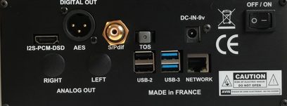Bagpanel på en 3D Lab Nano netværksstreamer Sonata V5 med forskellige audio- og netværksforbindelser