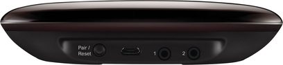 Logitech Harmony Ultimate universaalpult, must, pealtvaade, puutetundliku ekraani, nuppude ja micro-USB pordiga