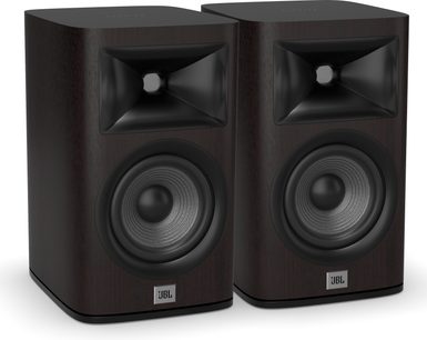 To JBL Studio 630 dark walnut gulvhøjttalere i sort, set forfra, side om side, med synlige højttalerenheder