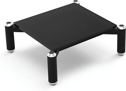 Estante rectangular negro sobre cuatro patas cilíndricas plateadas, vista superior en perspectiva