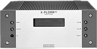 Musical Fidelity X-Plora v8 sølvfarvet tuner, frontpanel, LCD-display, knapper og kontroller, set forfra