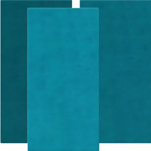 To ens blå rektangler, identiske, stående lodret ved siden af hinanden på hvid baggrund