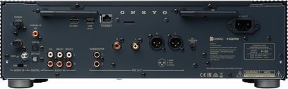 Zadní panel stereo předzesilovače Onkyo ICON P-80 z černého kovu, porty RCA, phono, HDMI ARC, USB, Ethernet, XLR, subwoofer