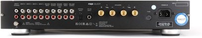 Stereo hi-fi zesilovač Rega Elicit MK5 černý, zadní strana, audio a napájecí konektory, detailní pohled zezadu