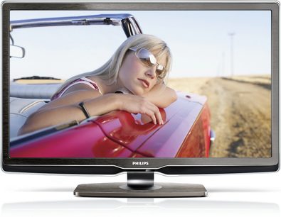 Philips 52PFL9704H-fladskærms-tv viser en ung blond kvinde med solbriller, der læner sig op ad en rød cabriolet
