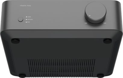 Stereo hi-fi integreret forstærker Vibelink Space grey med drejeknap til højre, cirkulær knap til venstre og tre lysindikatorer