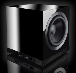 Bowers & Wilkins DB1D sort lakeret baskabinettet, frontvisning, central rund højttaler, blank sort front