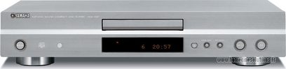 Yamaha CDX-397MK2 CD-afspiller i børstet aluminium, frontvisning, blåt digitalt display, CD-bakke, kontrolknapper