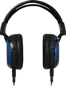 Hi-fi sluchátka Fostex TH-1100RP Mk2 z čelního pohledu, černý dvojitý hlavový most, uzavřené modré mušle, silné černé náušníky