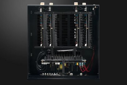 Emotiva XPA-DR2 Differential Reference effektforstærker, indvendig frontvisning, elektroniske kredsløb og kølelegemer