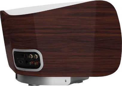 Marantz Consolette MS7000 sølvfarvede dockingstationer, set forfra, med kurvet form i mørkt træ, sølvfarvet kontrolpanel