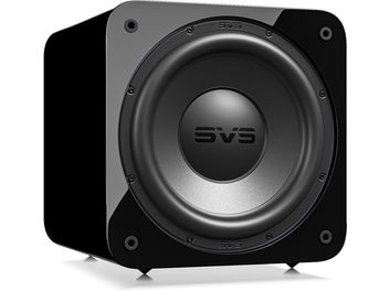 SVS SB-3000 R|Evolution subwoofer i pianolakkert svart, trekvarts frontvisning med stor, synlig rund høyttalerenhet