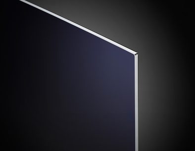 LG 65EG960V OLED-skærm set fra siden, tynd metalramme, sort skærm på sort baggrund