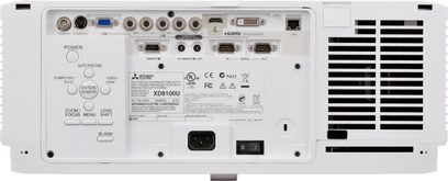 Proyector de vídeo Mitsubishi WD8200U blanco, vista trasera, conectividad de vídeo/audio, puertos de entrada/salida, rejillas de ventilación