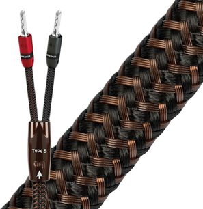 Audioquest Type 5 svart og kobber flettet høyttalerkabel, med røde og grønne SureGrip bananplugger i endene