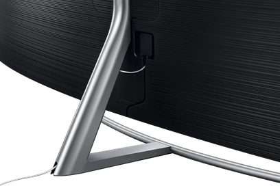 Sølvfarvet metalfod til Samsung QE65Q8C 2018 TV, nærbillede bagfra der viser den trekantede montering