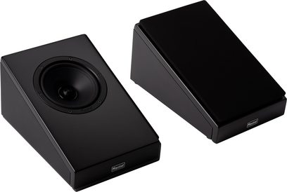 Dolby Atmos-højttaler ATM 202 sort satin, perspektivvisning, en enhed med synlig højttaler, den anden med uigennemsigtig gitter.
