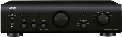 Denon PMA-700AE sort hi-fi stereoforstærker, frontvisning, knapper og drejeknapper til justering, hovedtelefonstik, digitalt display