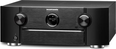 Marantz SR6013 sort home-cinema-forstærker set forfra, børstet aluminiumsfront, blåt display, knapper og drejeknapper