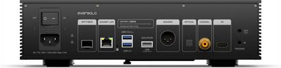 Baksiden av EverSolo T8 digital transport, sort metallkasse, SFP-, LAN-, USB 3.0-, AES/EBU-, optiske og koaksiale porter