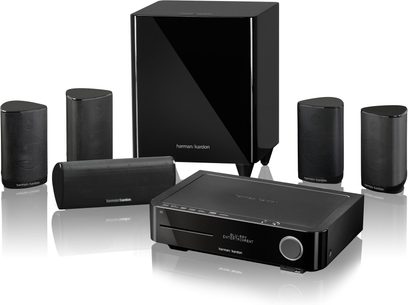 Harman Kardon BDS 700 sort hjemmebiografsystem bestående af en basrefleksboks, 5 satellithøjttalere og en forstærker