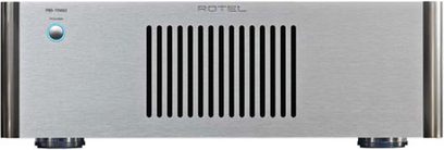 Rotel RB-1582 sølv, stereo effektforstærker, front i børstet metal med lodrette ventilationsriste og blå knap, set forfra