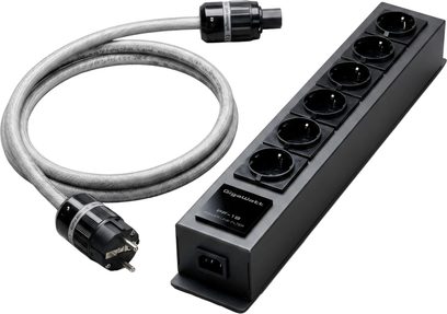 Régua de tomadas GigaWatt PF-1e preta com 6 tomadas, com cabo de alimentação cinza trançado e conectores pretos