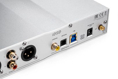 iFi Audio IDSD NEO digital-til-analog-audio-konverter, bagside, digitale og analoge audio-tilslutninger