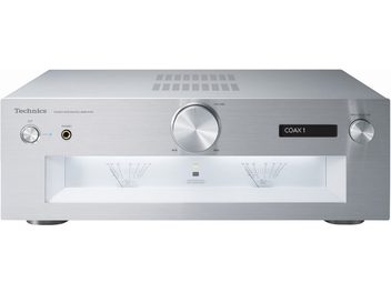 Amplificador hi-fi estéreo Technics SU-G700M2E-S plateado, vista frontal, panel frontal con botones, perillas, pantalla, tomas para auriculares y auxiliar