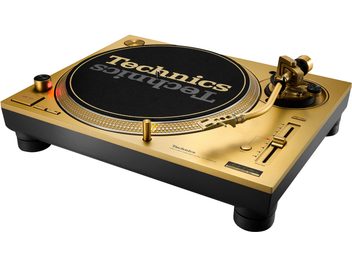 Giradischi Technics SL-1200M7GLE dorato con piatto nero e braccio di lettura abbinato