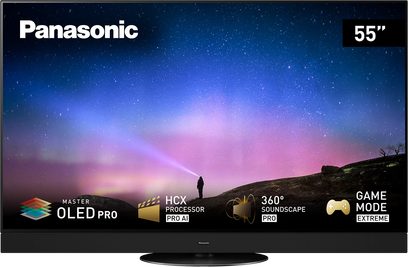Panasonic TX-55LZ2000E 55" OLED-TV, skærm der viser natlandskab med stjernebestrøet himmel og menneskelig silhuet