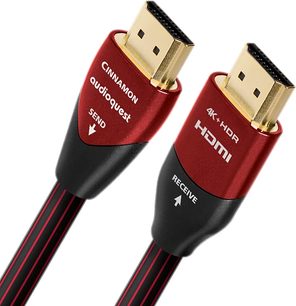 To HDMI-kabler fra Audioquest Cinnamon 8M, sort og rødt, med rektangulære guldstik i enderne